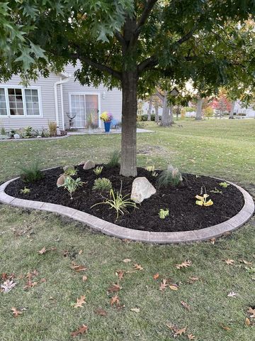 5332 S Butterfield WAY, Greenfield, WI 53221