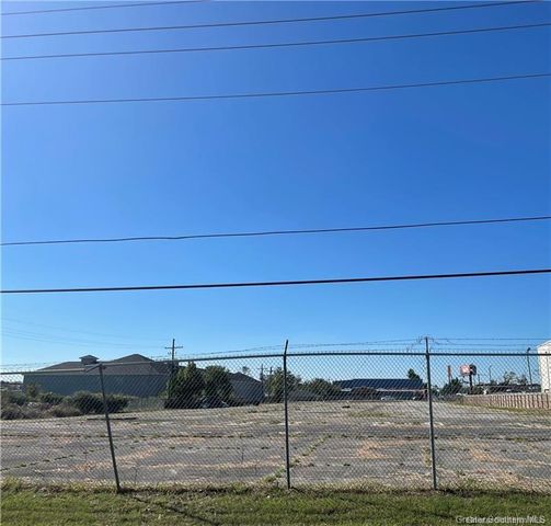 1010 N Highway 171, Lake Charles, LA 70601