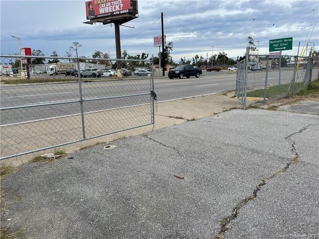 1010 N Highway 171, Lake Charles, LA 70601