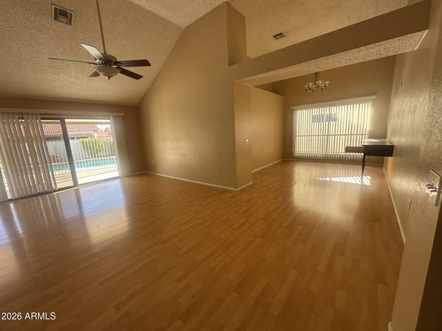 1249 E LAUREL Avenue, Gilbert, AZ 85234