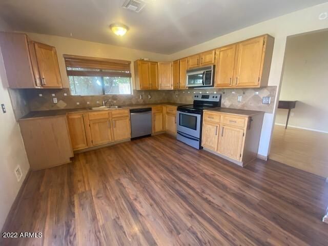 1249 E LAUREL Avenue, Gilbert, AZ 85234