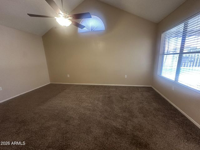1249 E LAUREL Avenue, Gilbert, AZ 85234