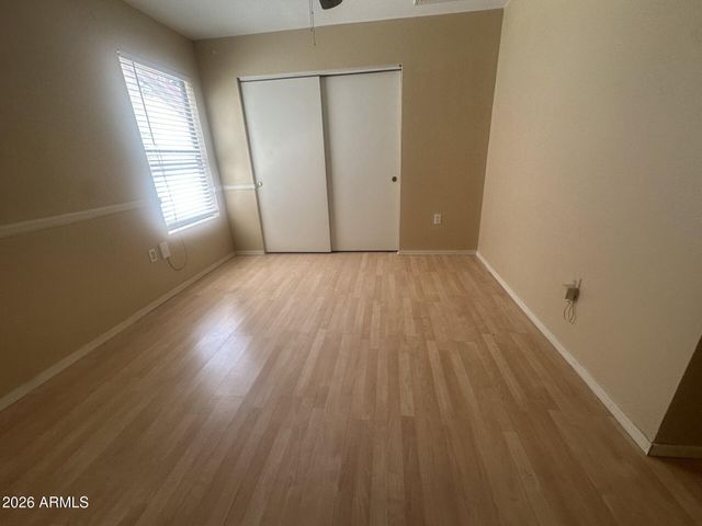 1249 E LAUREL Avenue, Gilbert, AZ 85234