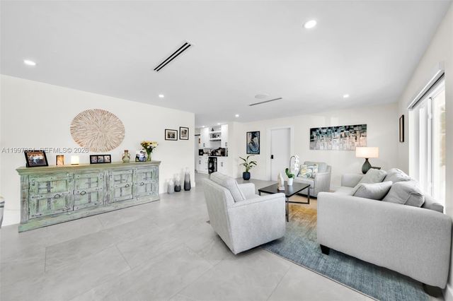 1574 Ricardo, Fort Myers, FL 33901