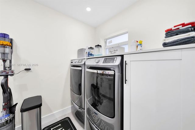 1574 Ricardo, Fort Myers, FL 33901