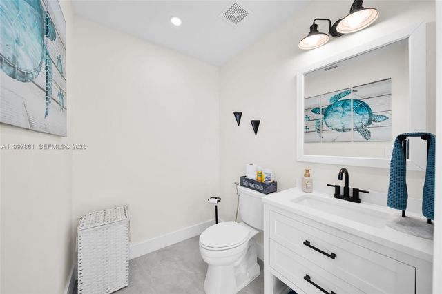 1574 Ricardo, Fort Myers, FL 33901