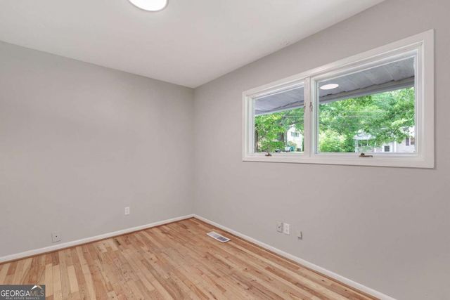 2649 Rolling View Drive SE, Smyrna, GA 30080