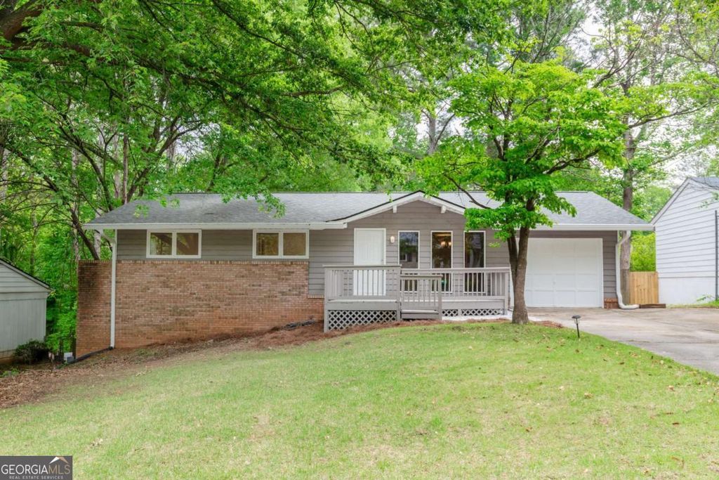 2649 Rolling View Drive SE, Smyrna, GA 30080