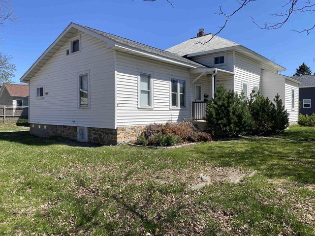 1026 FOURTH AVENUE, Stevens Point, WI 54481