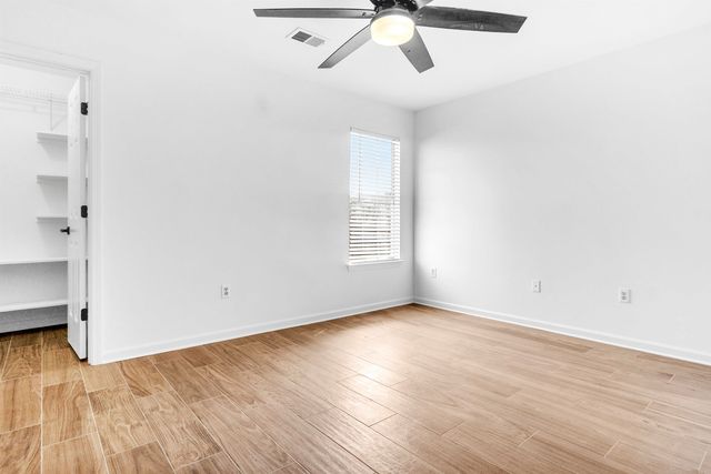 7893 COLLINS WOOD CV, Memphis, TN 38125