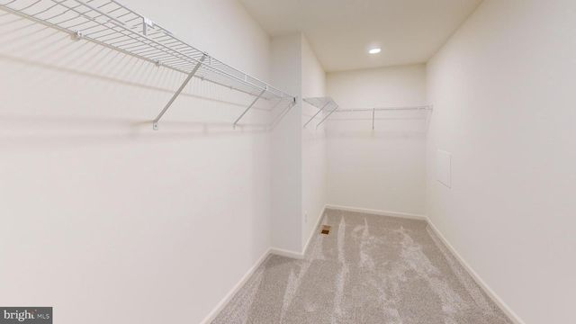 29 LAUSCH RD, Denver, PA 17517