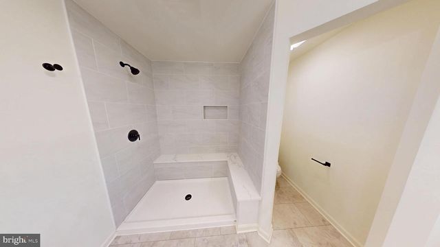29 LAUSCH RD, Denver, PA 17517