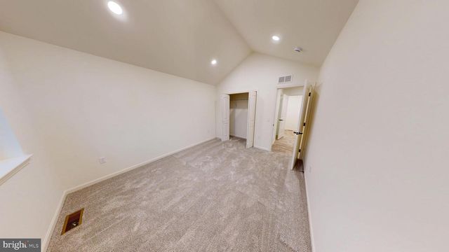 29 LAUSCH RD, Denver, PA 17517