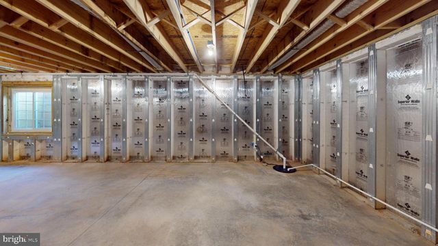 29 LAUSCH RD, Denver, PA 17517
