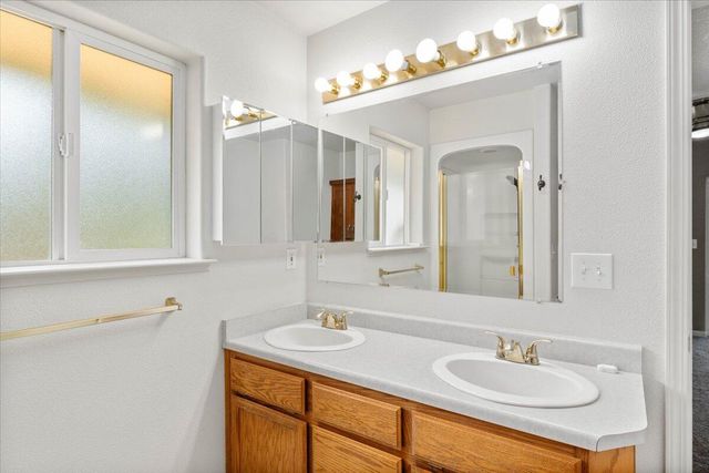 8550 Muletown Road, Redding, CA 96001