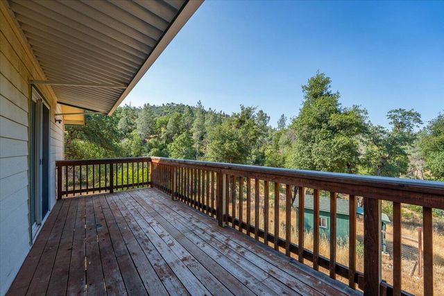8550 Muletown Road, Redding, CA 96001