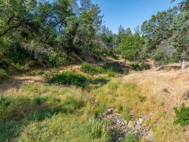 8550 Muletown Road, Redding, CA 96001