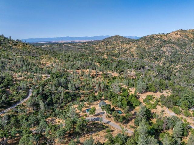 8550 Muletown Road, Redding, CA 96001