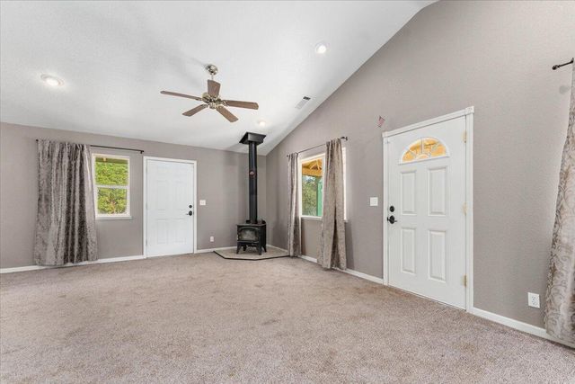 8550 Muletown Road, Redding, CA 96001