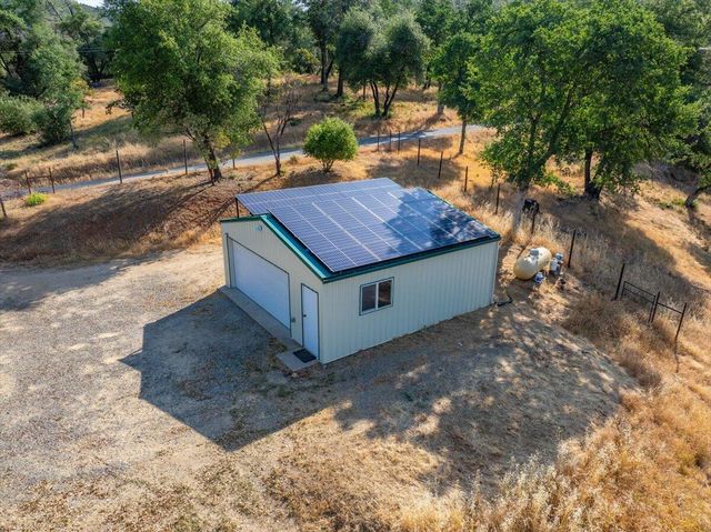 8550 Muletown Road, Redding, CA 96001