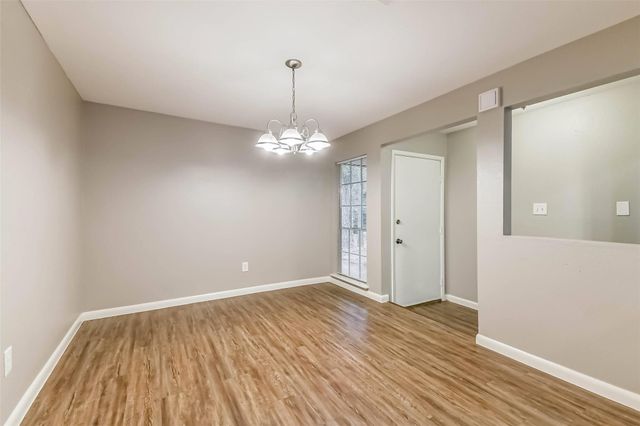 26 W Broken Oak Court, The Woodlands, TX 77381