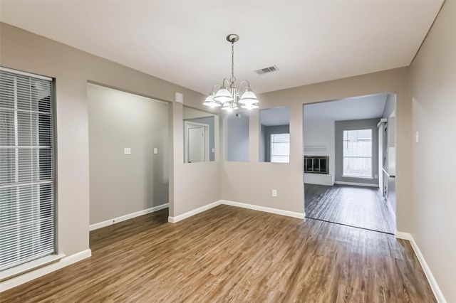 26 W Broken Oak Court, The Woodlands, TX 77381