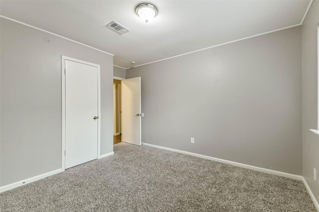 26 W Broken Oak Court, The Woodlands, TX 77381