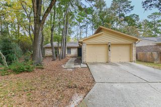 26 W Broken Oak Court, The Woodlands, TX 77381