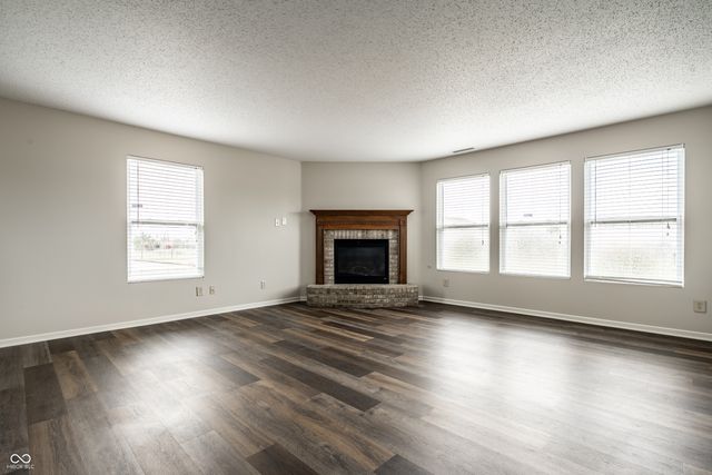 1224 Maple Trace Way, Sheridan, IN 46069