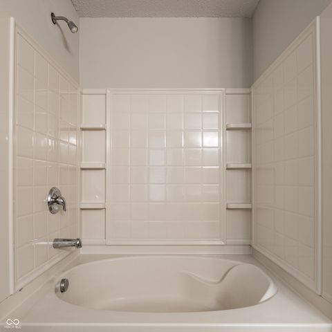 1224 Maple Trace Way, Sheridan, IN 46069