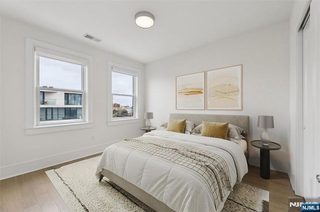 209-211 Hackensack Plank Road 5B, Weehawken, NJ 07086