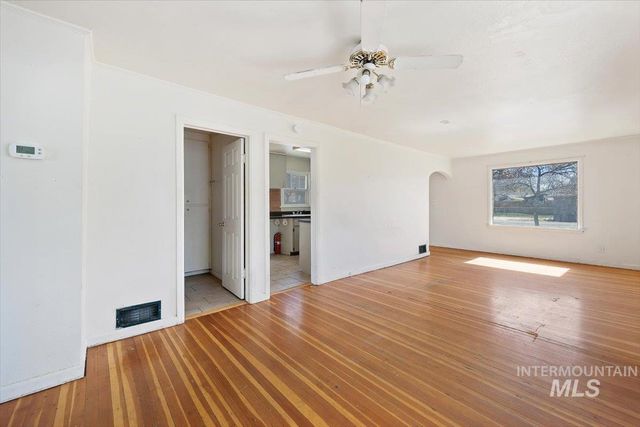 481 Borah Ave, Twin Falls, ID 83301