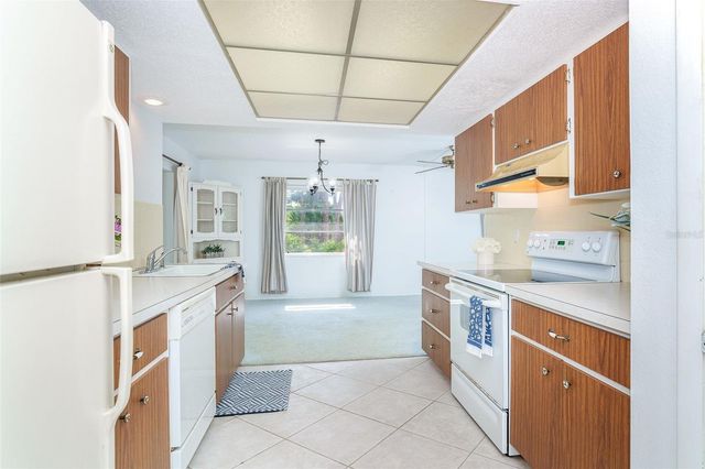 5833 S MIAMI ROAD, Venice, FL 34293