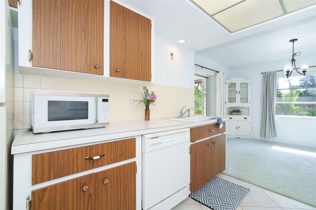 5833 S MIAMI ROAD, Venice, FL 34293