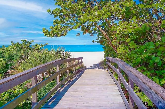 5833 S MIAMI ROAD, Venice, FL 34293