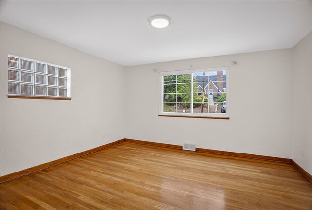 1309 Justine St, Sheraden, PA 15204