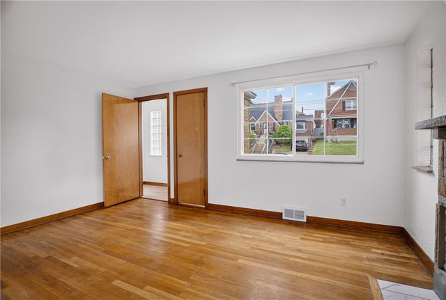 1309 Justine St, Sheraden, PA 15204