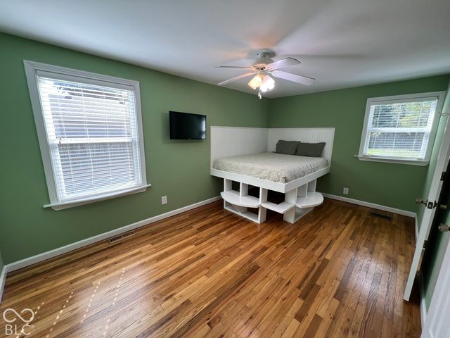 1358 N Ridgeview Drive, Indianapolis, IN 46219