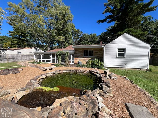 1358 N Ridgeview Drive, Indianapolis, IN 46219