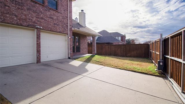 8698 Fisher Drive, Frisco, TX 75033