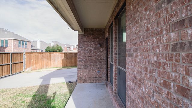 8698 Fisher Drive, Frisco, TX 75033