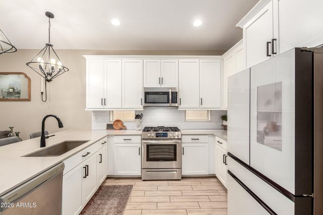 9624 E THUNDERBOLT Avenue, Mesa, AZ 85212
