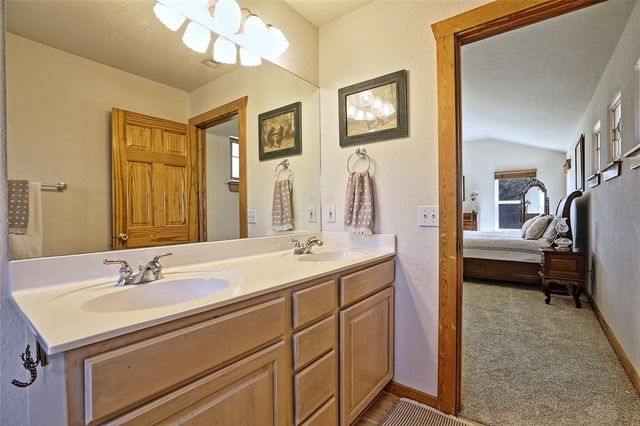 601 Echo DR, Spicewood, TX 78669