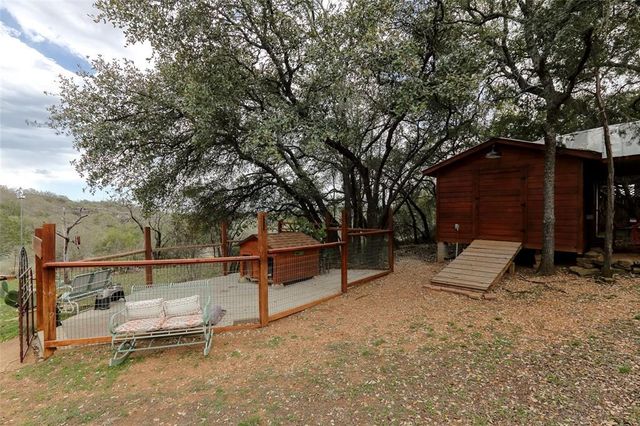 601 Echo DR, Spicewood, TX 78669