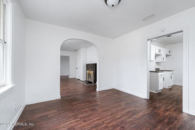 366 W 67TH Street, Jacksonville, FL 32208