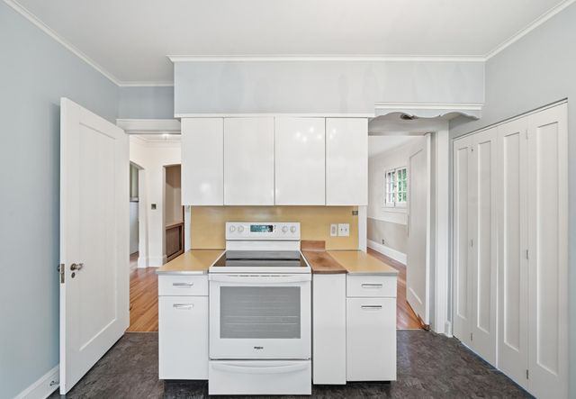 2189 Saint Clair Avenue, Saint Paul, MN 55105