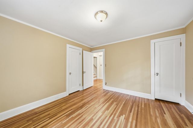 2189 Saint Clair Avenue, Saint Paul, MN 55105