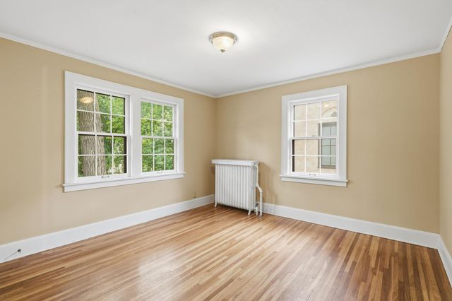 2189 Saint Clair Avenue, Saint Paul, MN 55105