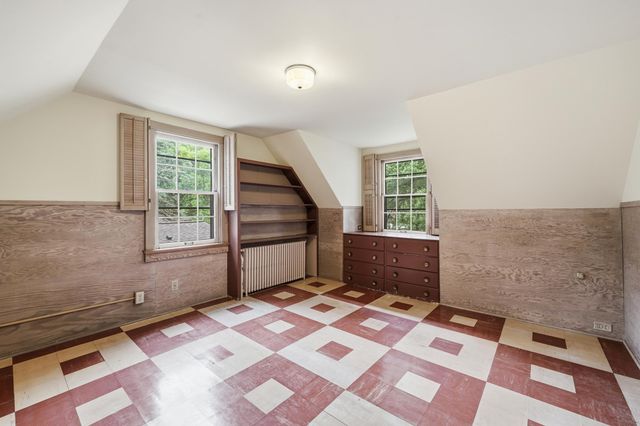 2189 Saint Clair Avenue, Saint Paul, MN 55105