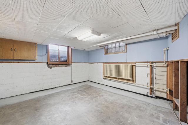2189 Saint Clair Avenue, Saint Paul, MN 55105